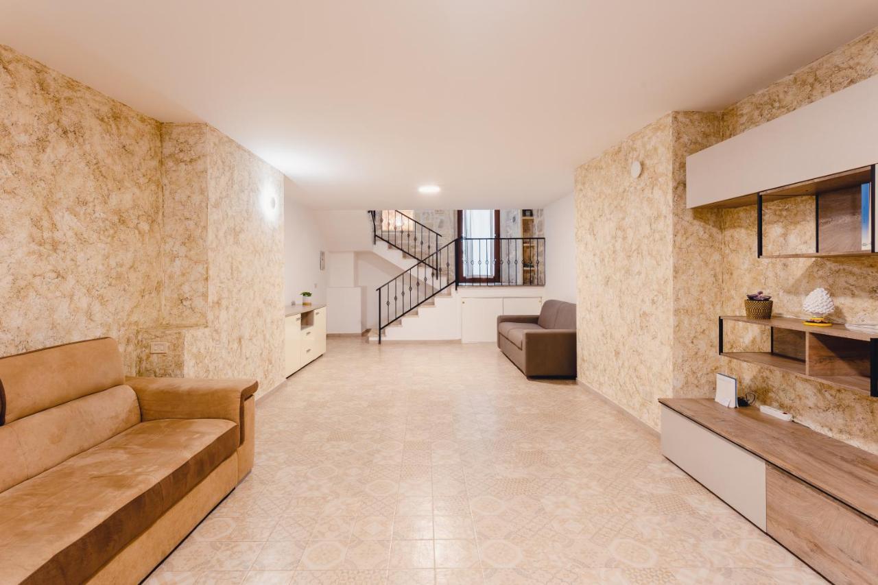 Convivo Apartment Palazzo Galateo Lecce Exterior foto